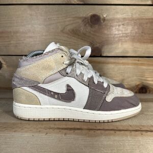 Size 4.5Y/Women’s 6 Nike Air Jordan 1 Mid SE Craft “Taupe Haze” Shoes DZ4466-102